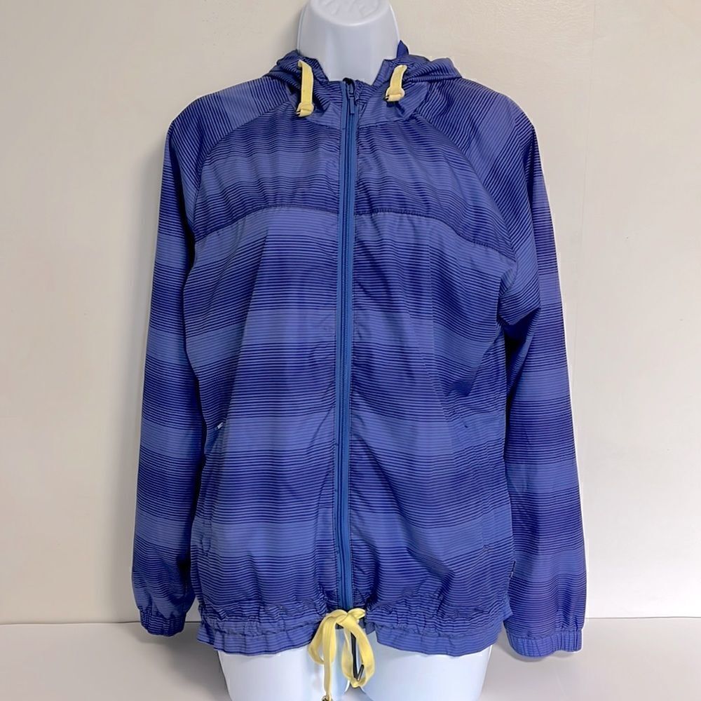 Womens MERRELL  Windbreaker Jacket Size Medium